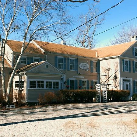 Simmons Homestead Inn Хайанис Порт Екстериор снимка