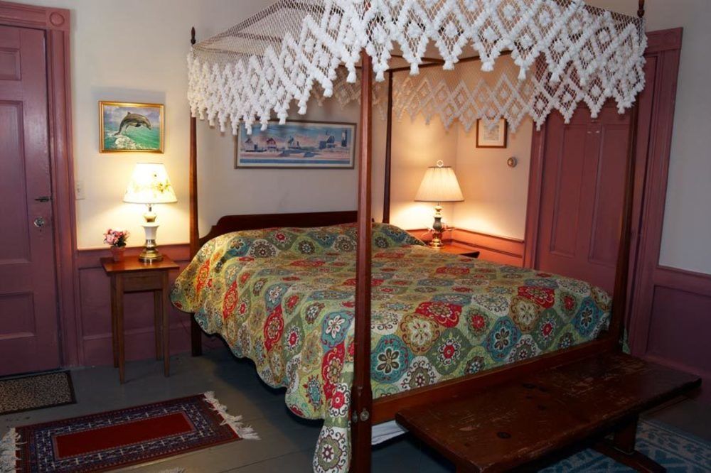 Simmons Homestead Inn Хайанис Порт Екстериор снимка