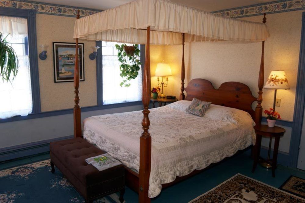 Simmons Homestead Inn Хайанис Порт Екстериор снимка