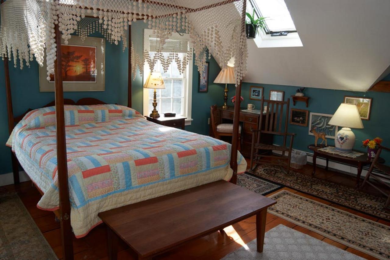 Simmons Homestead Inn Хайанис Порт Екстериор снимка